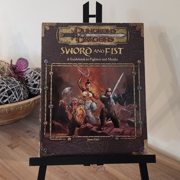 🗡️🥋 Dungeons & Dragons: Sword and Fist – A Guidebook to Fighters and Monks - Picture 15 of 15